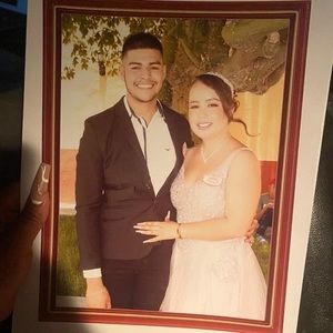 Meet your Posher, Cesar armando